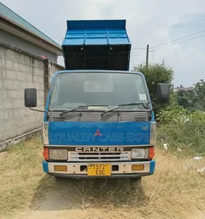 Mitsubishi Canter Tipper Tone 2 1⁄2