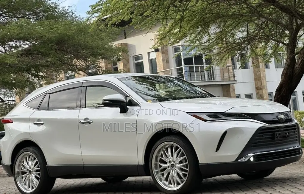 Toyota Harrier 2020 White