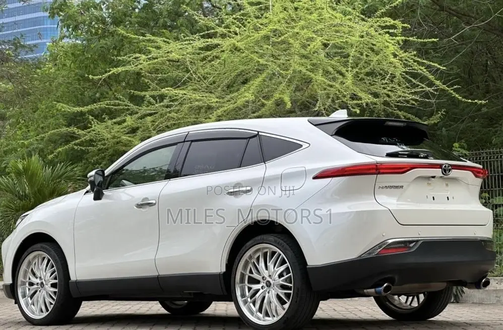 Toyota Harrier 2020 White