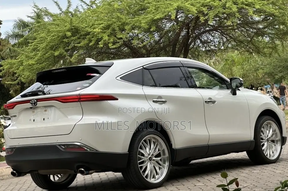 Toyota Harrier 2020 White