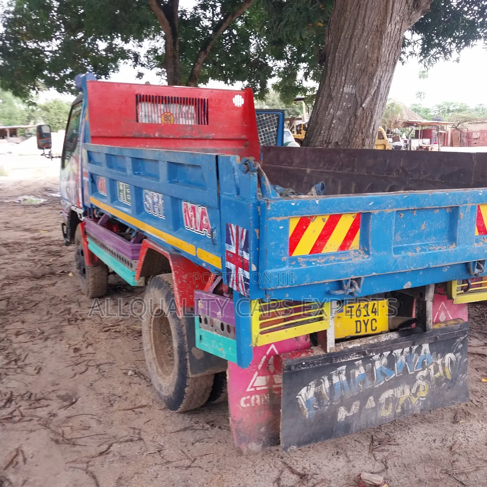 Mitsubishi Canter Tipper 4d33