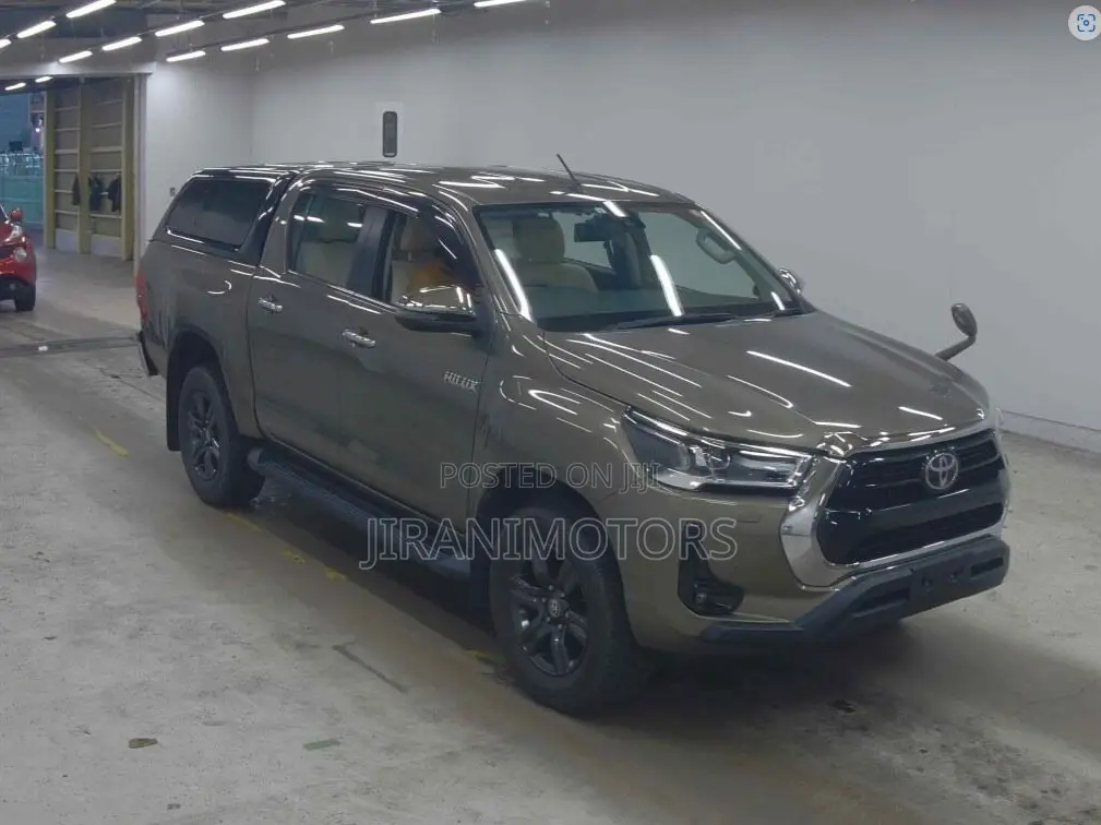 Toyota Hilux Revo Double Cab Deisel 2.4 AWD 2021 Gray
