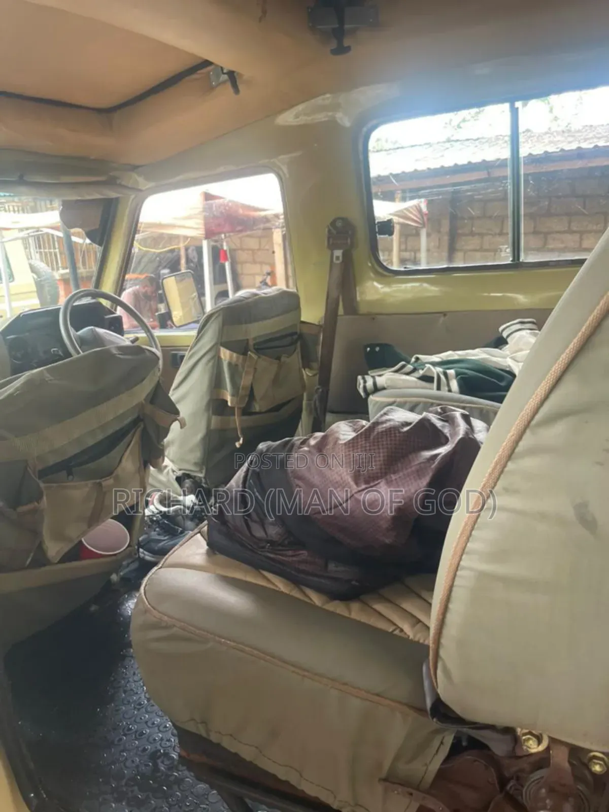 Toyota Land Cruiser 90 1997 Beige