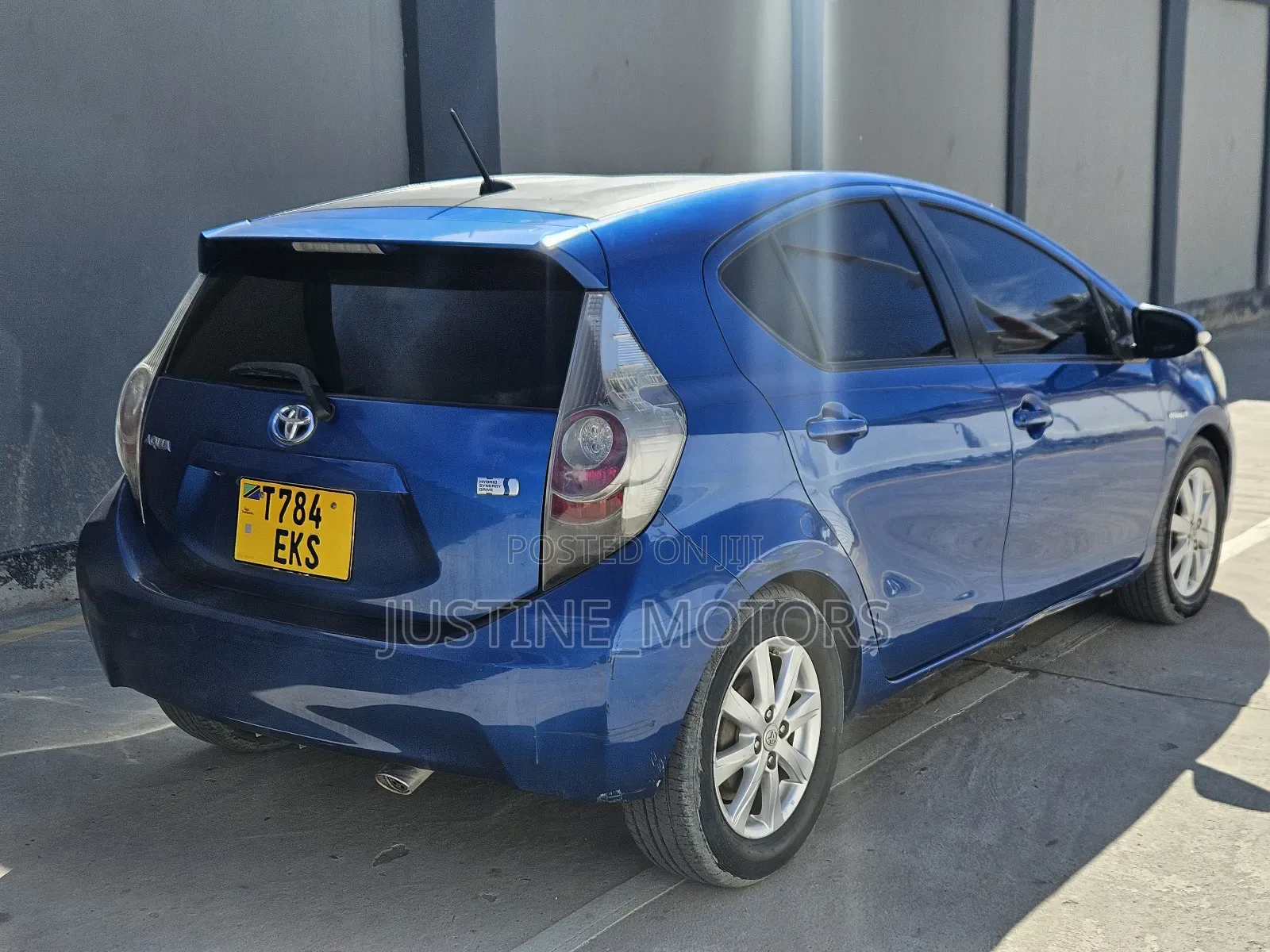 Toyota Aqua 2014 Blue