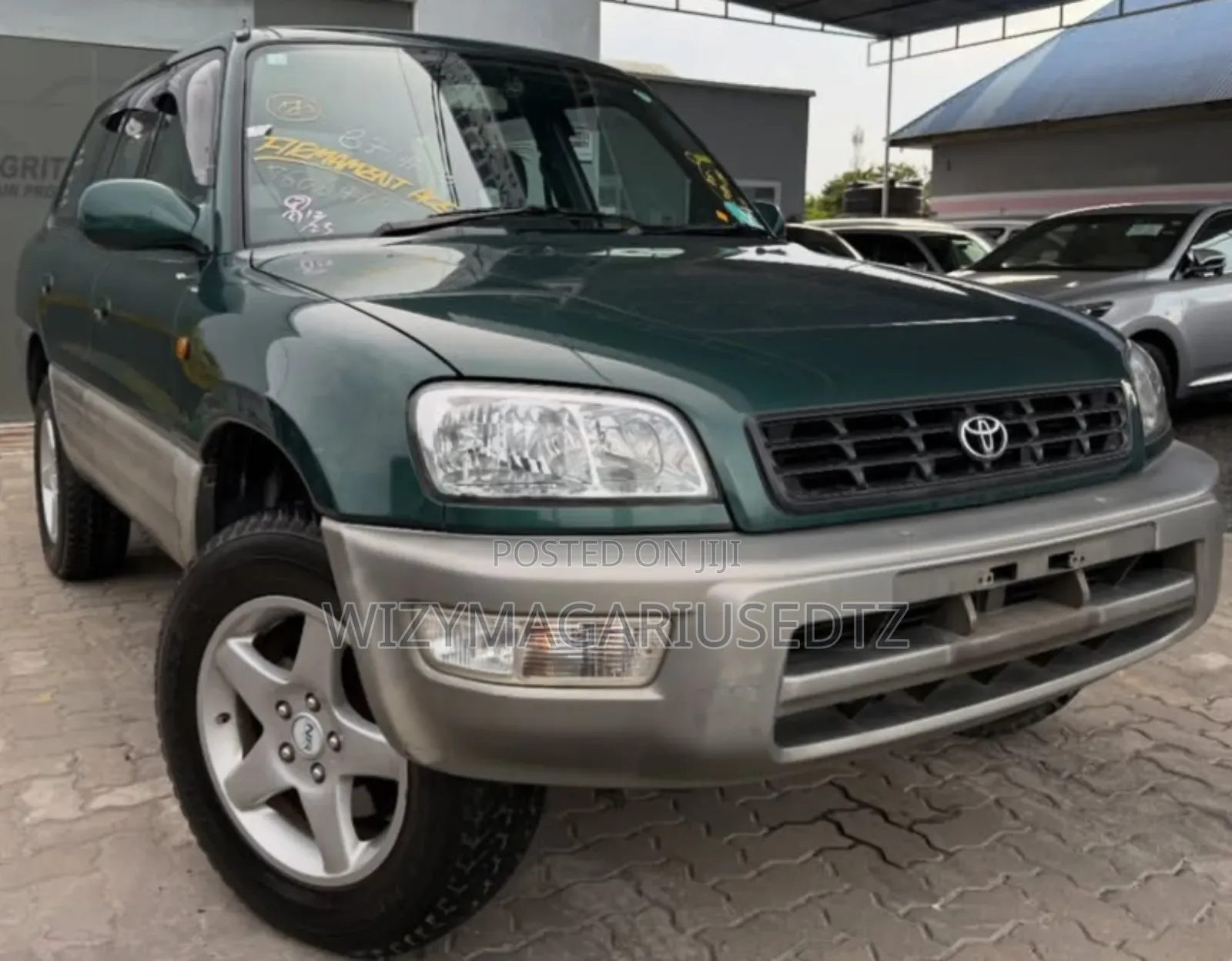 Toyota RAV4 1997 Green