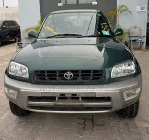 Toyota RAV4 1997 Green