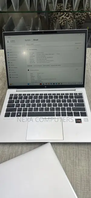 New Laptop HP EliteBook 835 G7 16GB AMD Ryzen 5 SSD 512GB