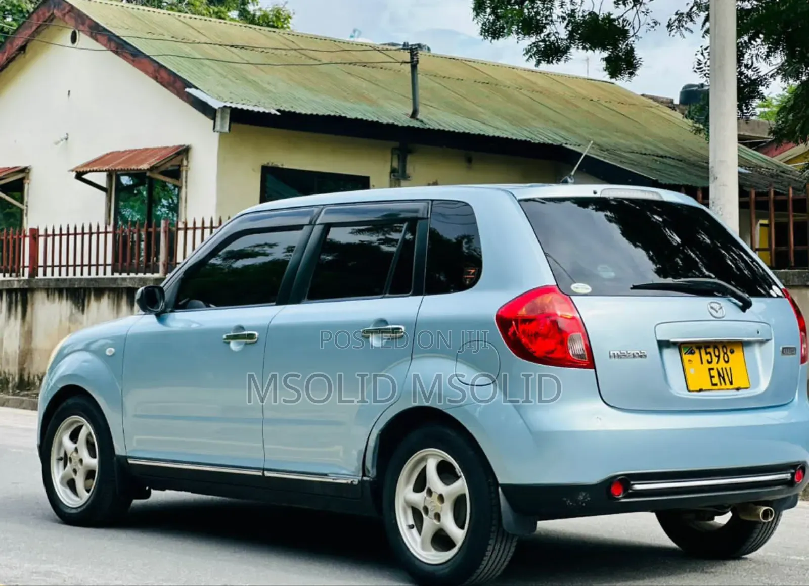 Mazda Verisa 2008 Blue