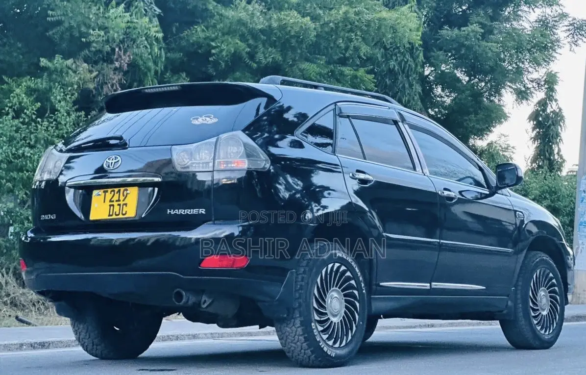 Toyota Harrier 2005 Matt Black