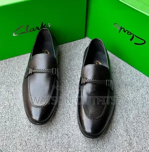 Men's Leather Shoes Typically Very Very Royal Clarks Brand New