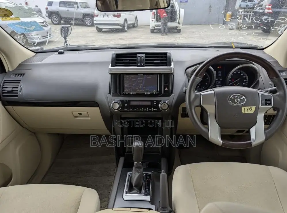 Toyota Land Cruiser Prado 2.8 2017 Matt Black