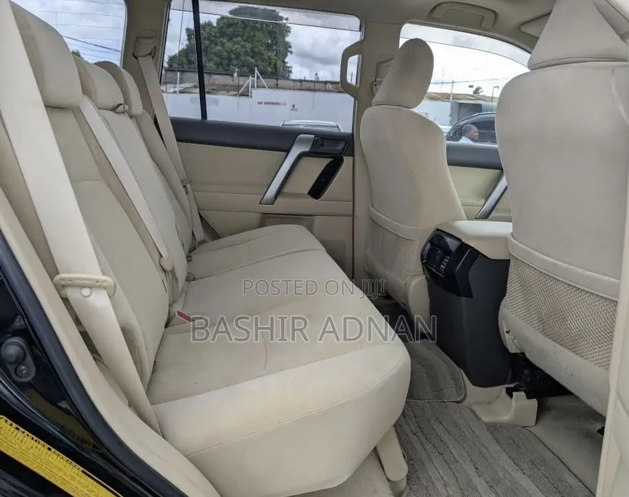Toyota Land Cruiser Prado 2.8 2017 Matt Black