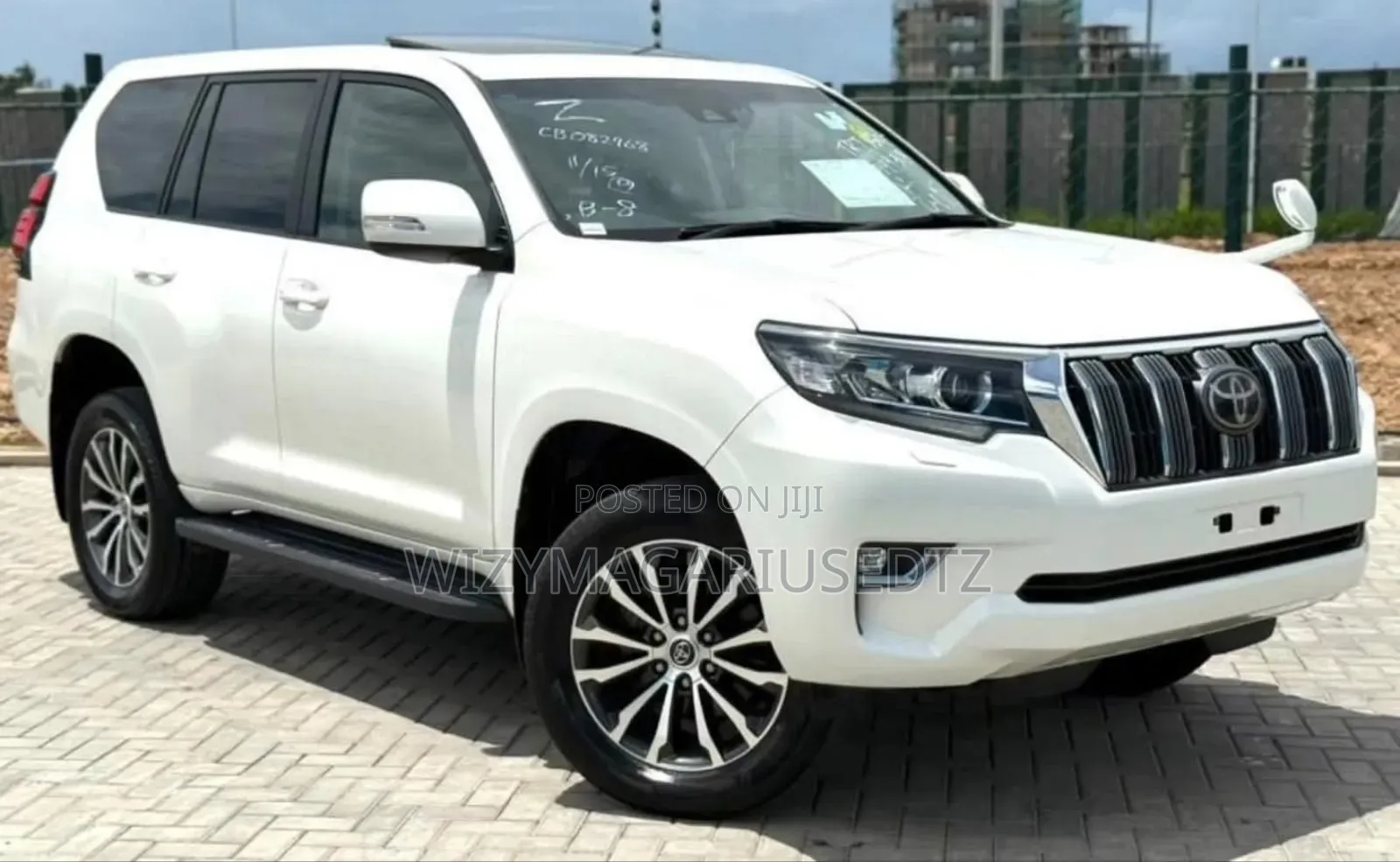 Toyota Land Cruiser Prado 2.7 2019 White