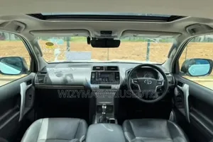 Toyota Land Cruiser Prado 2.7 2019 White