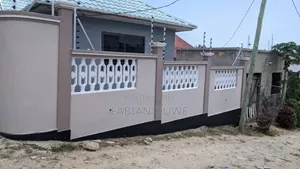 Apartment 3 Ndani Ya Fensi 180m