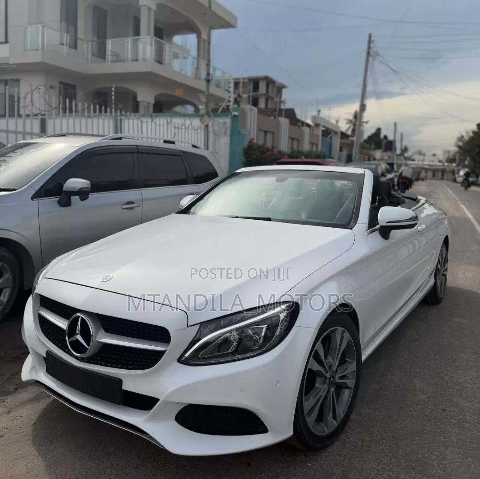 Mercedes-Benz C-Class C 200 (A205) 2017 White