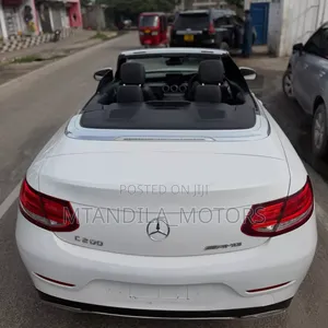 Mercedes-Benz C-Class C 200 (A205) 2017 White
