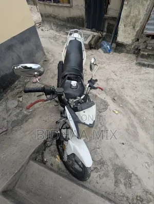 Motorcycle 2016 White