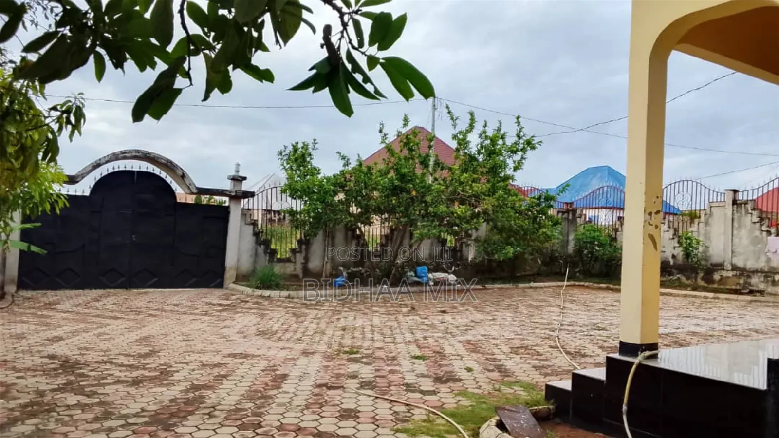 Furnished 3bdrm House in Residential, Buswelu for sale