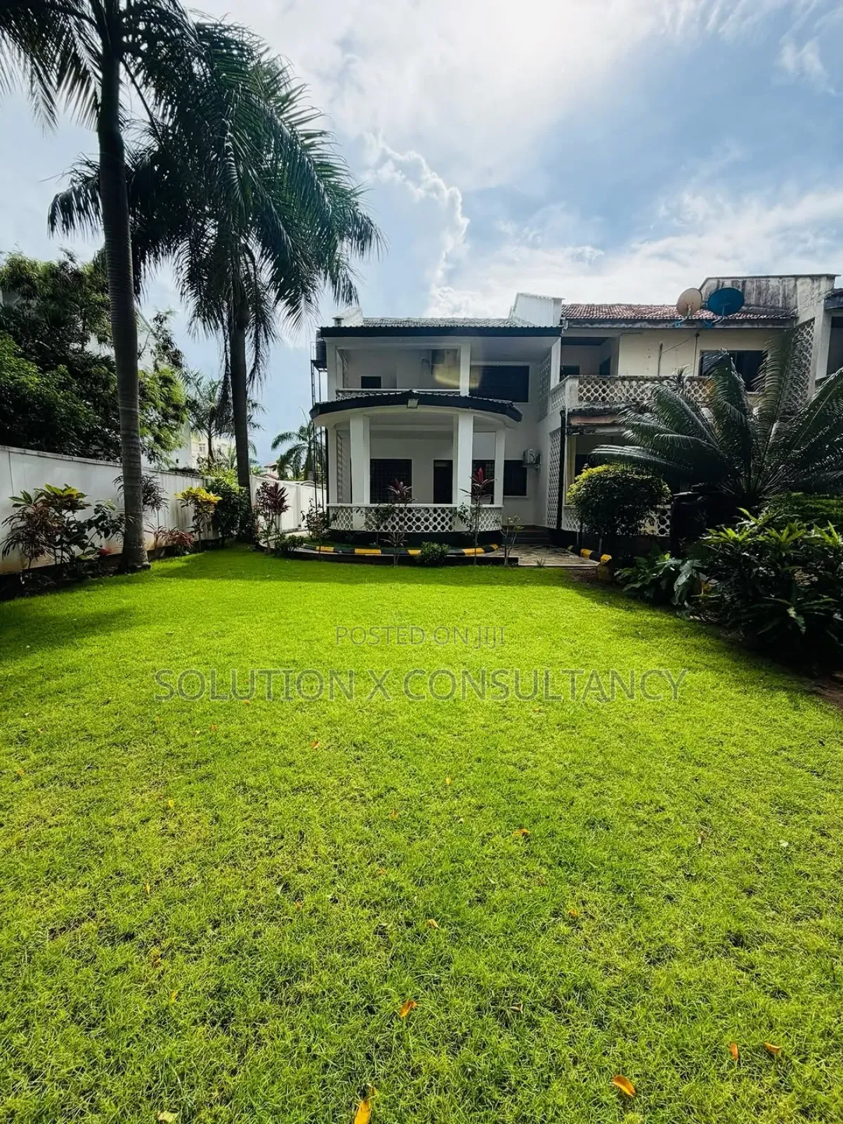 Furnished 4bdrm Villa in Masaki for rent