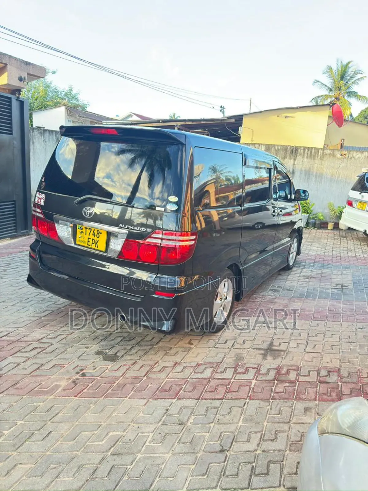 Toyota Alphard 2008 Black