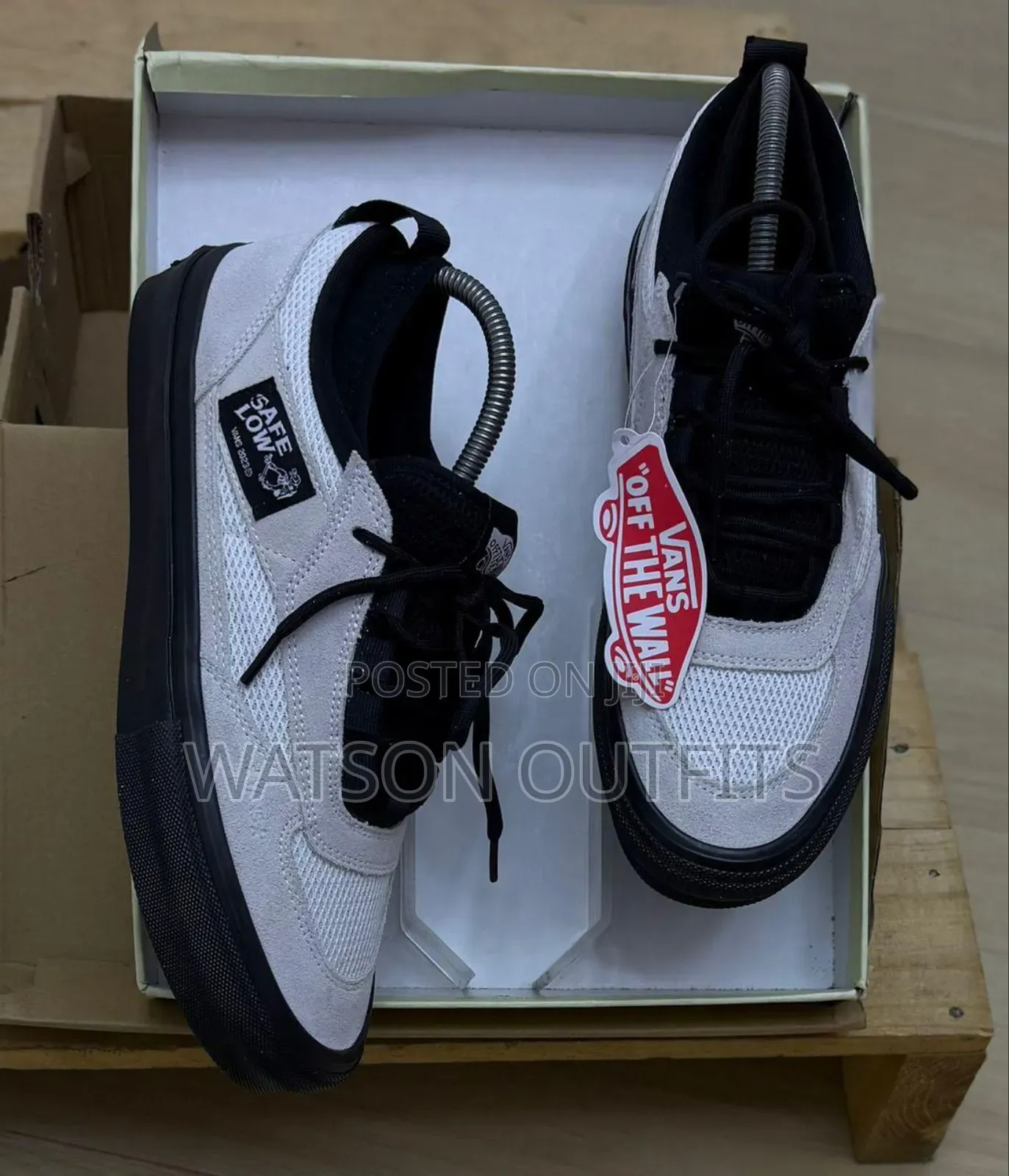 Men's Leather Shoes Safe Low Vans Brand New and Original
