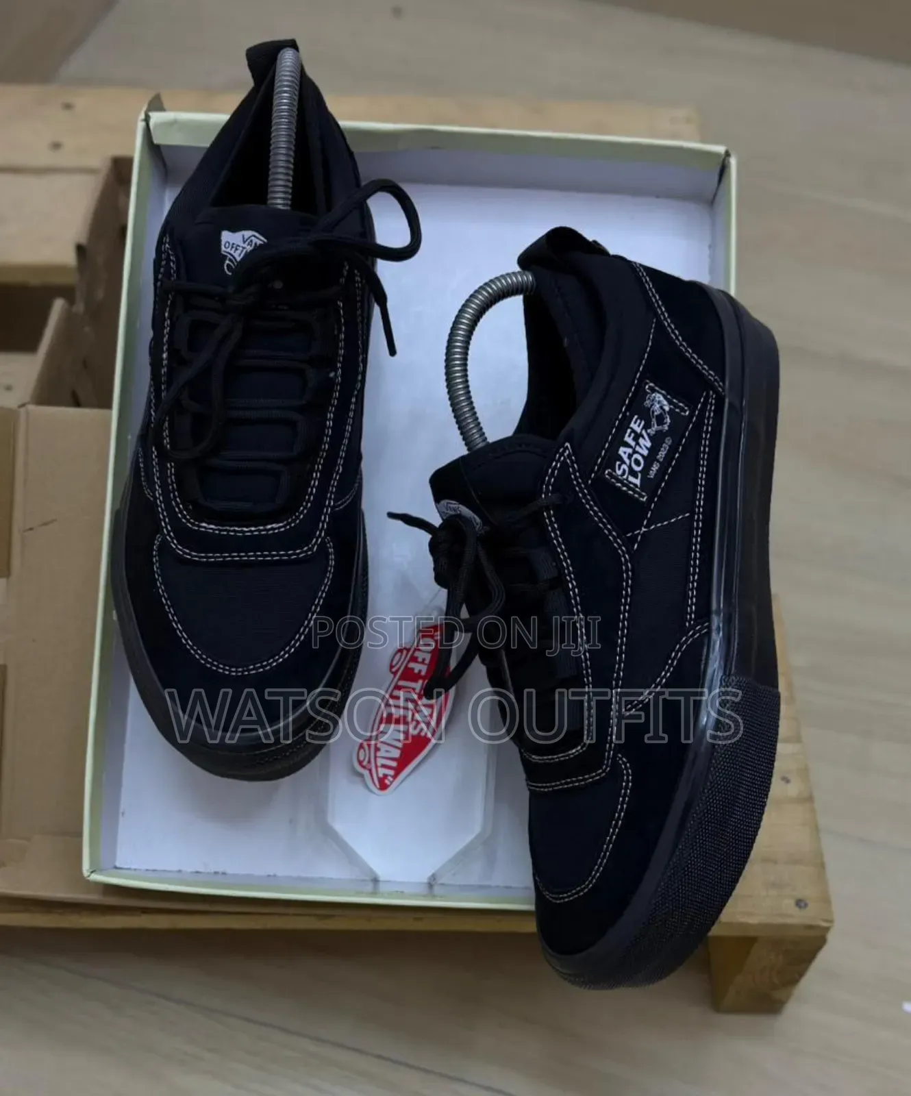 Men's Leather Shoes Safe Low Vans Brand New and Original