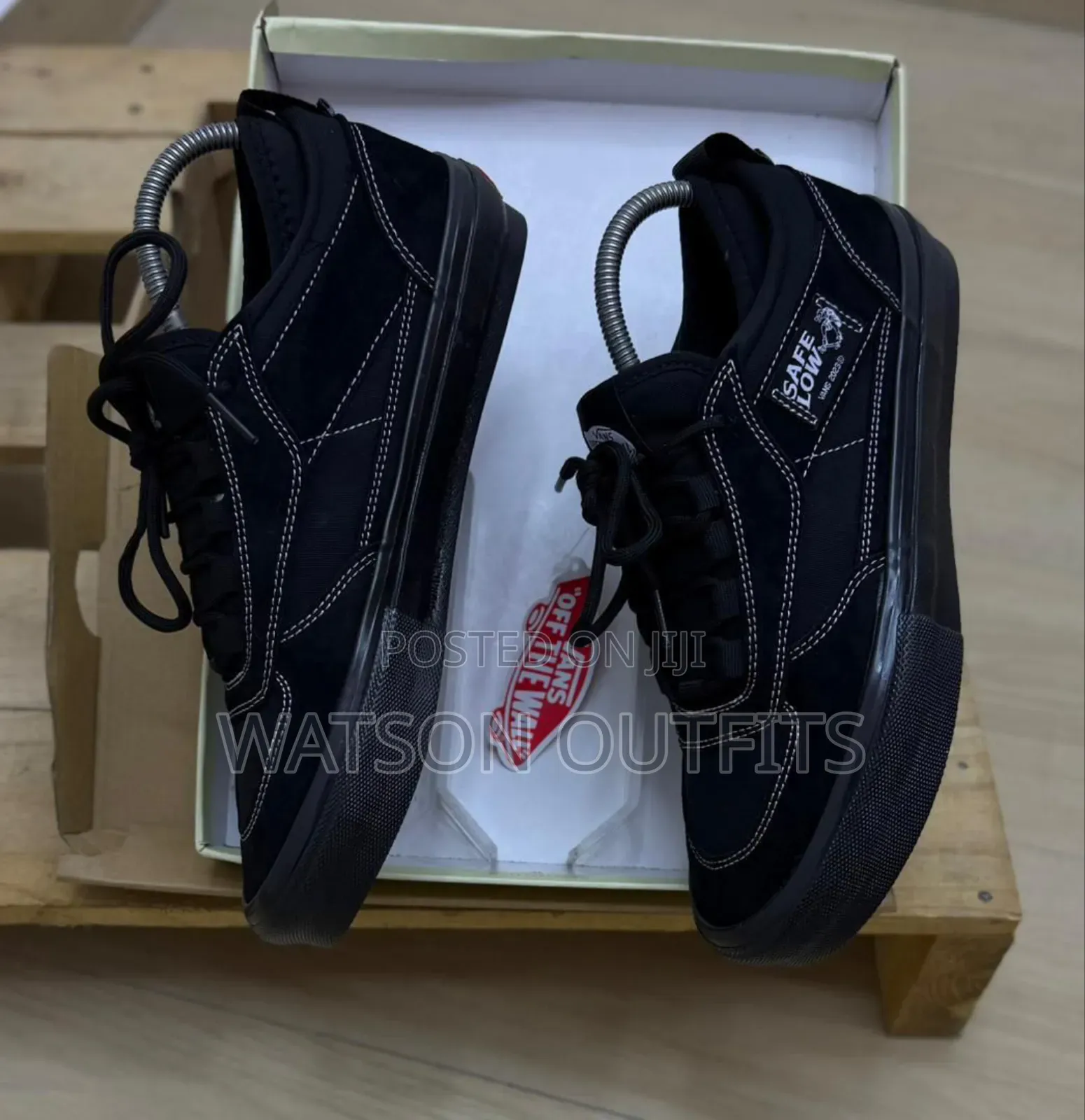 Men's Leather Shoes Safe Low Vans Brand New and Original
