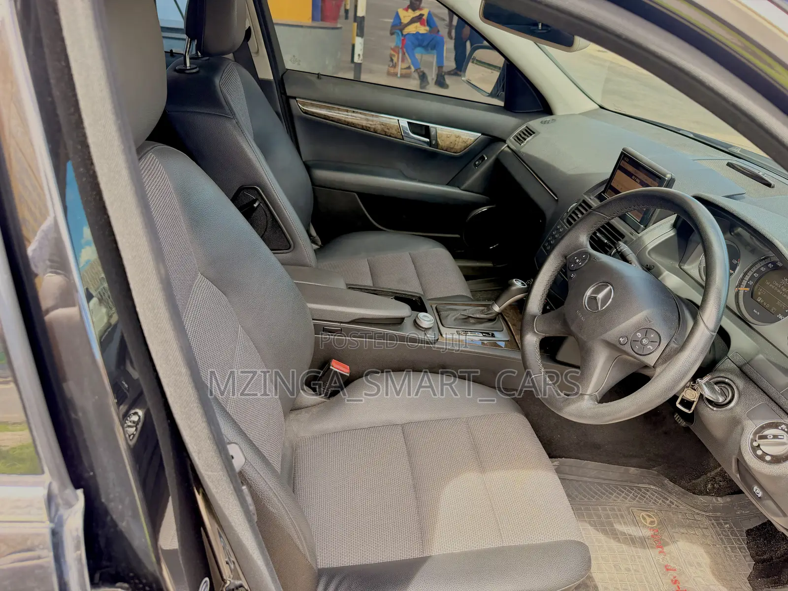 Mercedes-Benz C-Class 2009 Black