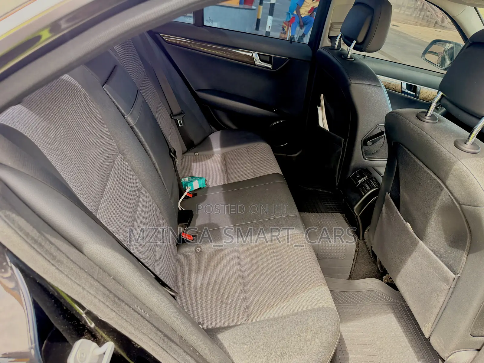 Mercedes-Benz C-Class 2009 Black