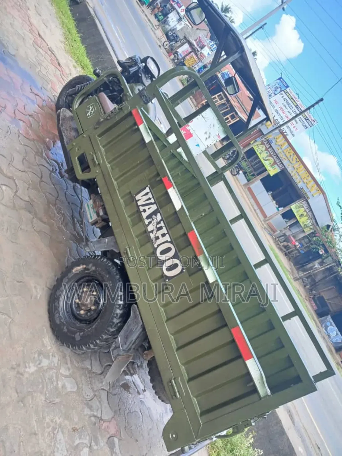 New Bajaj Avenger 220 2025 Green