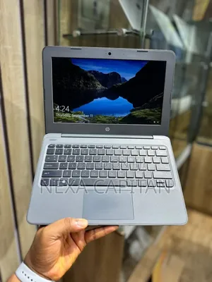 New Laptop HP Stream 11 4GB Intel SSD 72GB