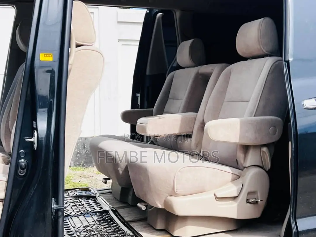 Toyota Alphard 2006 Black