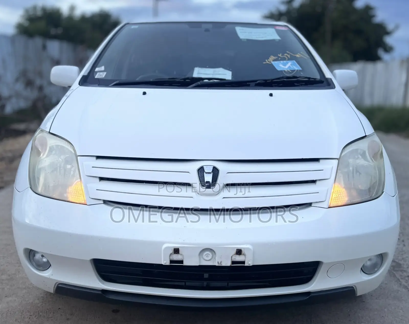 Toyota IST 2004 Pearl