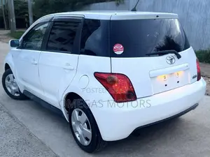 Toyota IST 2004 Pearl