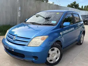 Toyota IST 2003 Blue
