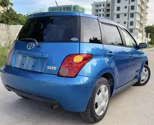 Toyota IST 2003 Blue