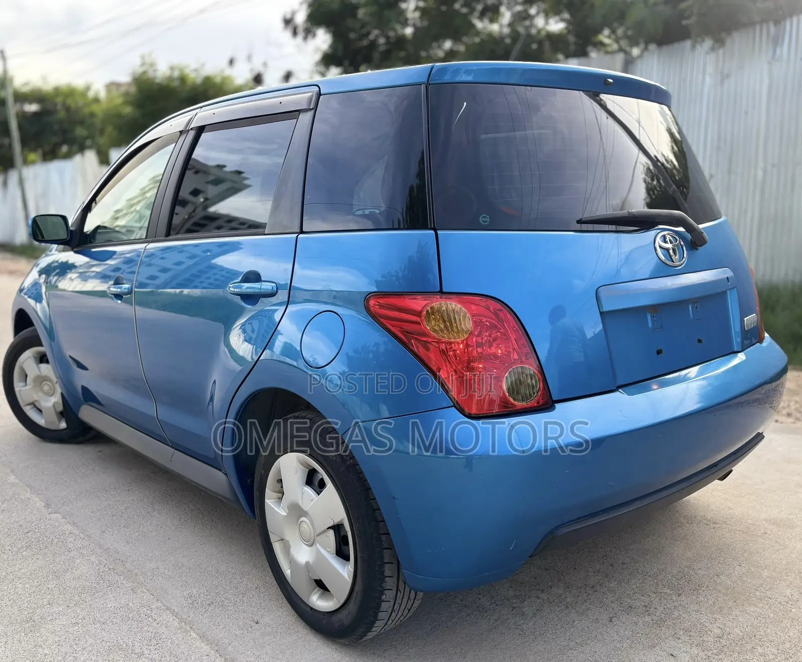 Toyota IST 2003 Blue