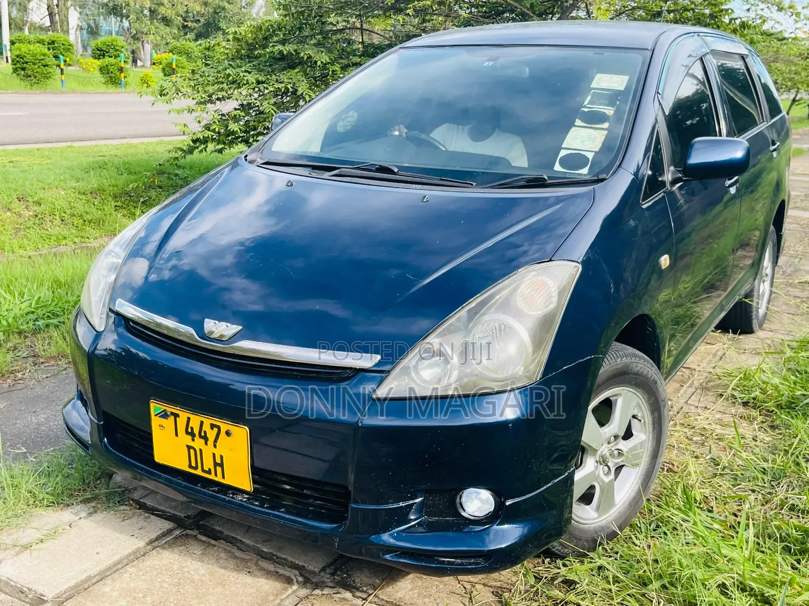 Toyota Wish 2005 Blue