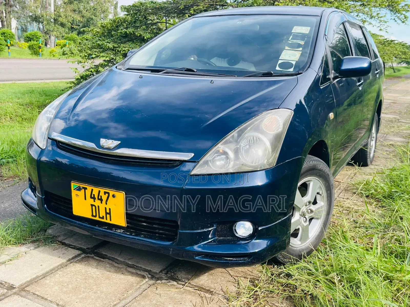 Toyota Wish 2005 Blue