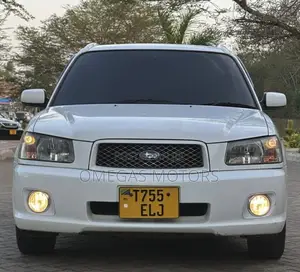 Subaru Forester 2004 Pearl