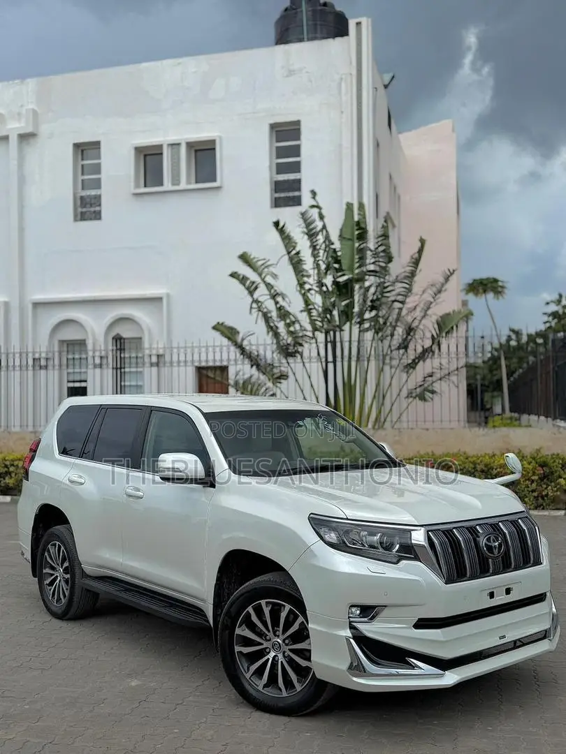 Toyota Land Cruiser Prado 2020 White