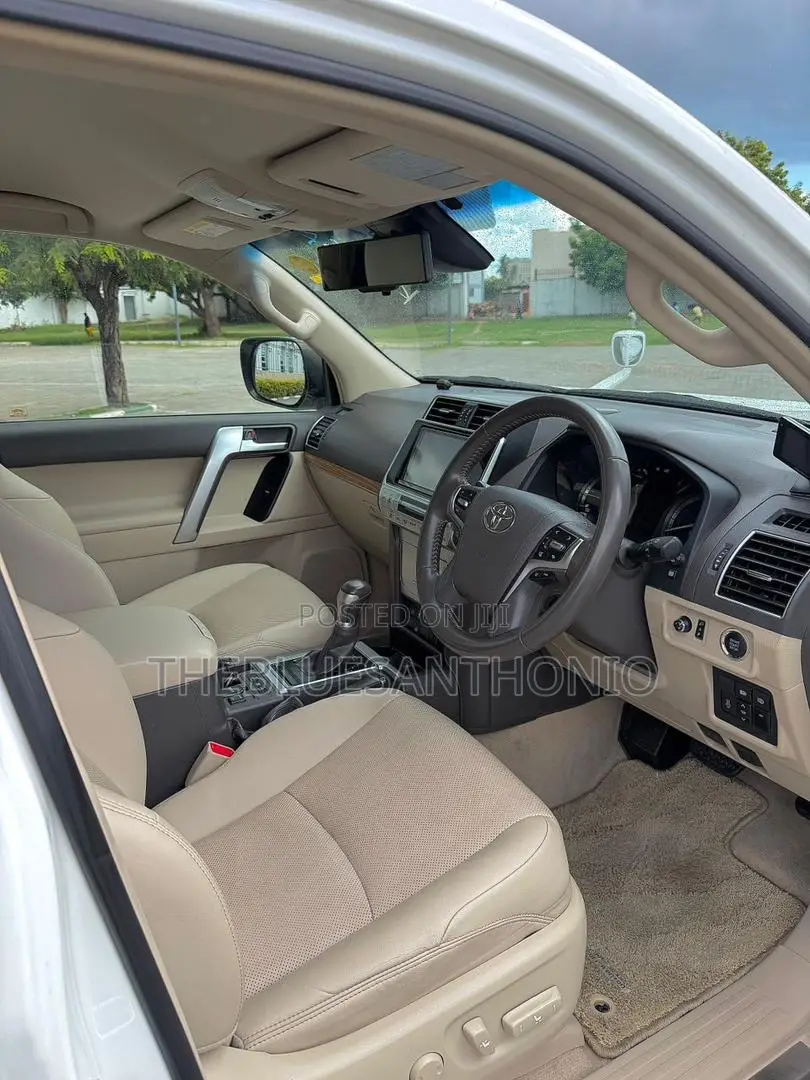 Toyota Land Cruiser Prado 2020 White