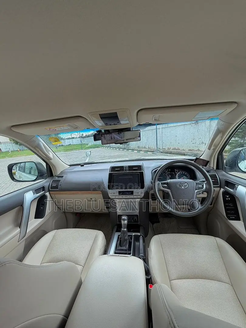 Toyota Land Cruiser Prado 2020 White