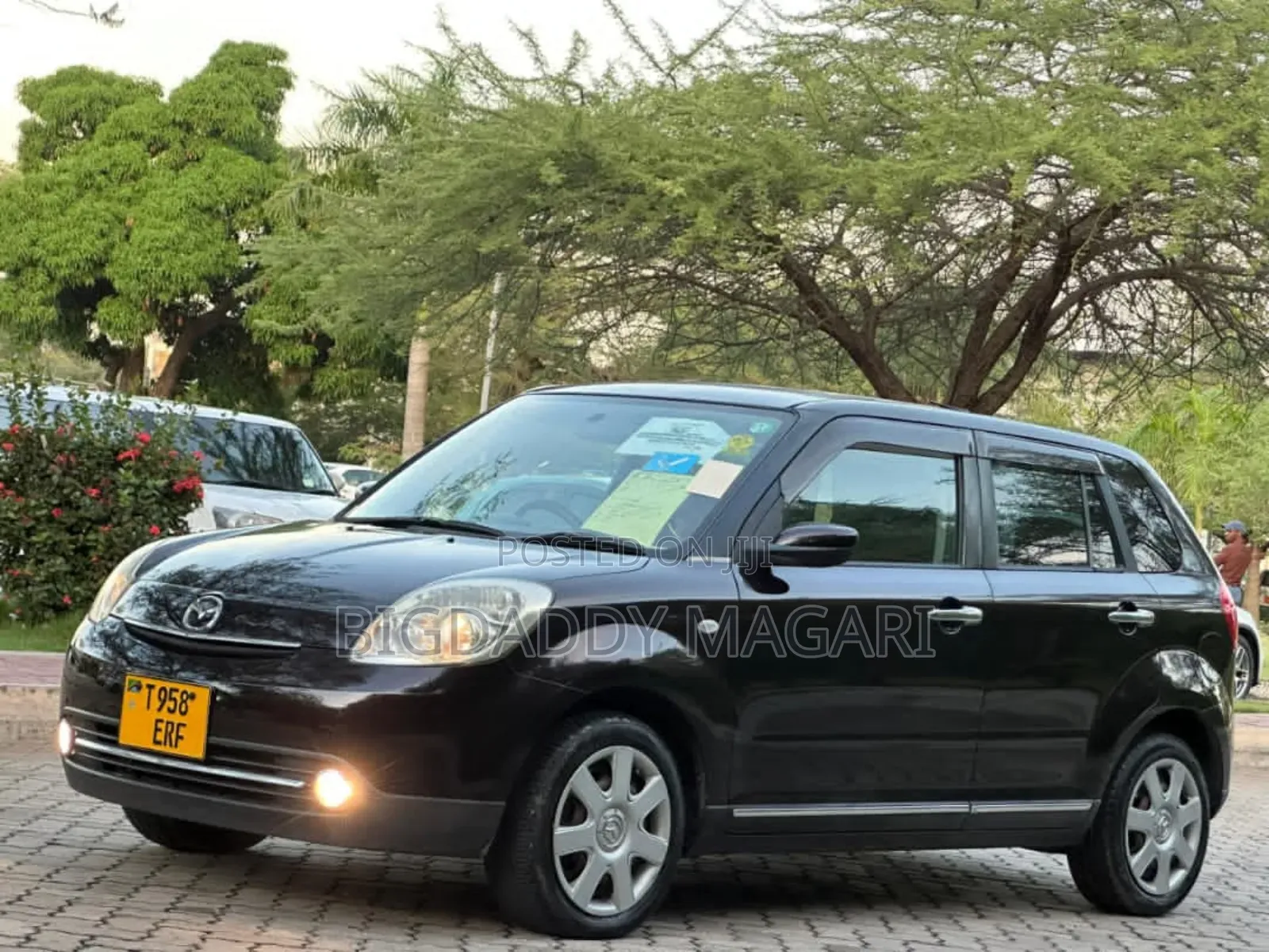 Mazda Verisa 2008 Black