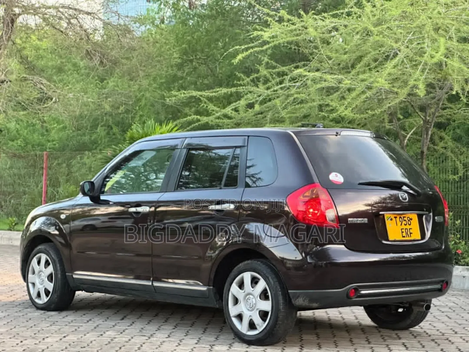 Mazda Verisa 2008 Black