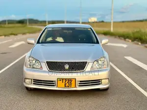 Toyota Crown 2004 Silver
