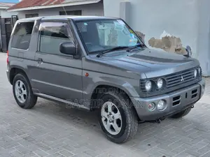 Mitsubishi Pajero Mini 2001 Gray