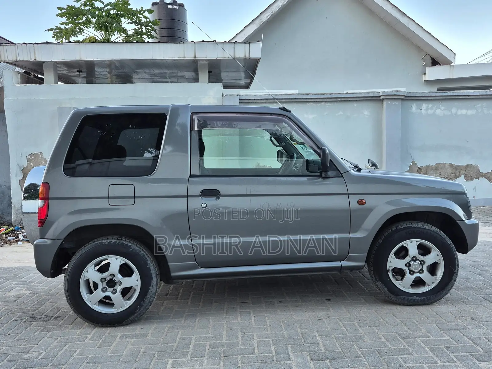 Mitsubishi Pajero Mini 2001 Gray