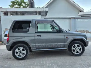 Mitsubishi Pajero Mini 2001 Gray